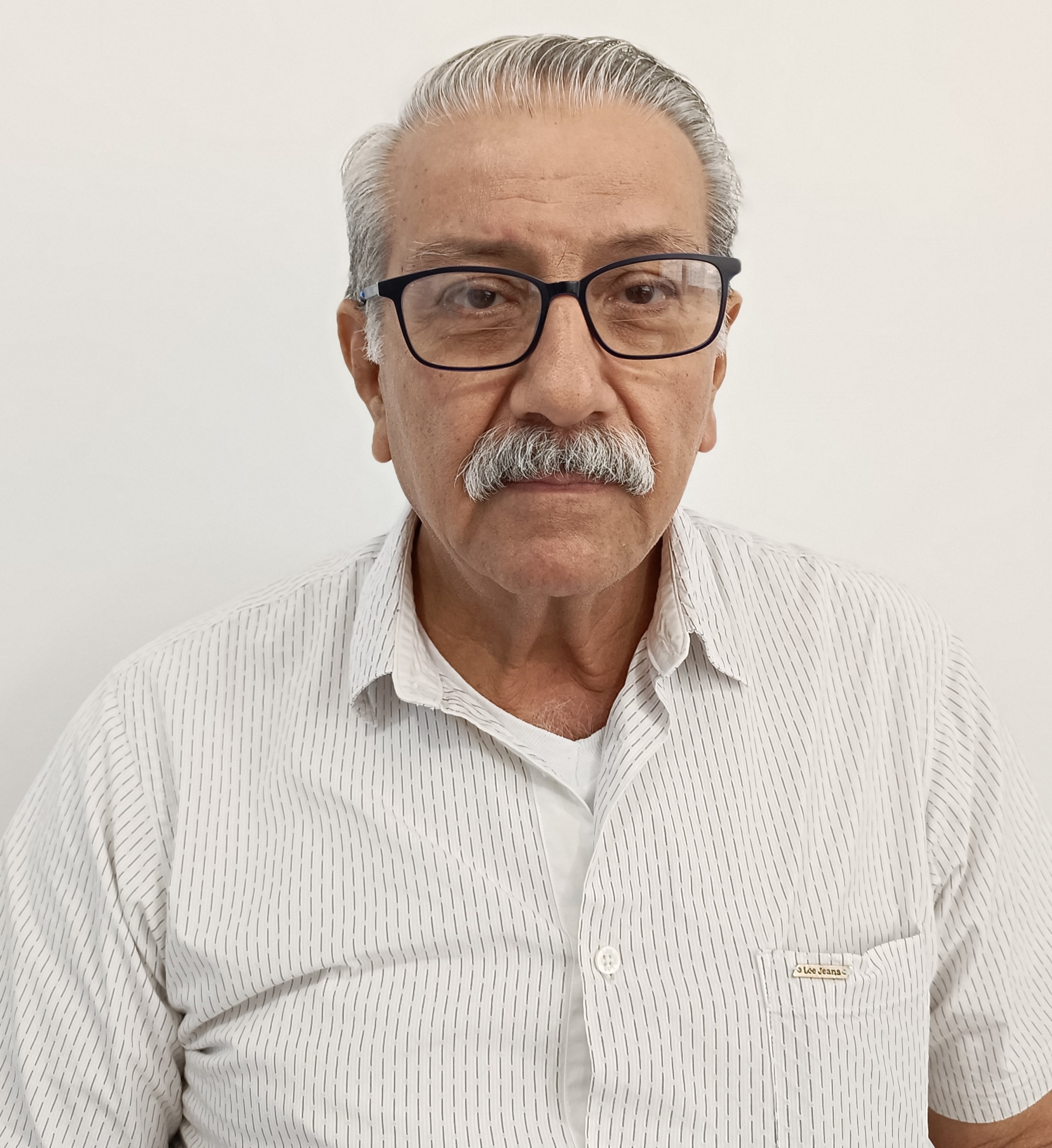 M.C. Juan Manuel Garza Hernández 